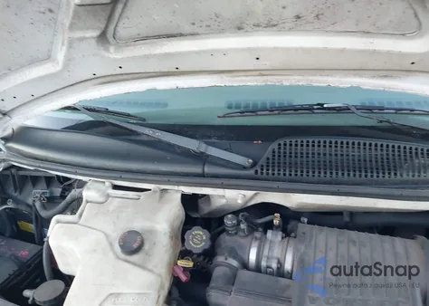 2001 GMC Savana Standard from USA, damaged, VIN 1GDHG35R511182230